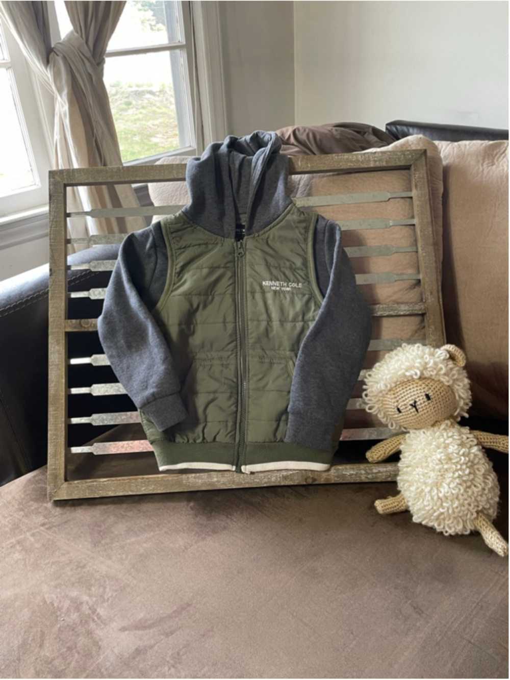 Boys Kenneth Cole Green Gray Hooded zip up lightweight jacket Size 5